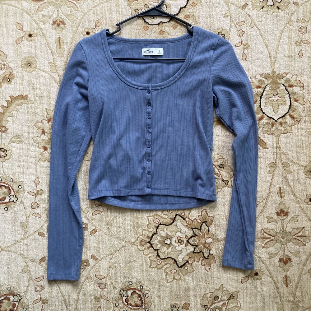 Women's Blue Button-Up Ribbed Top